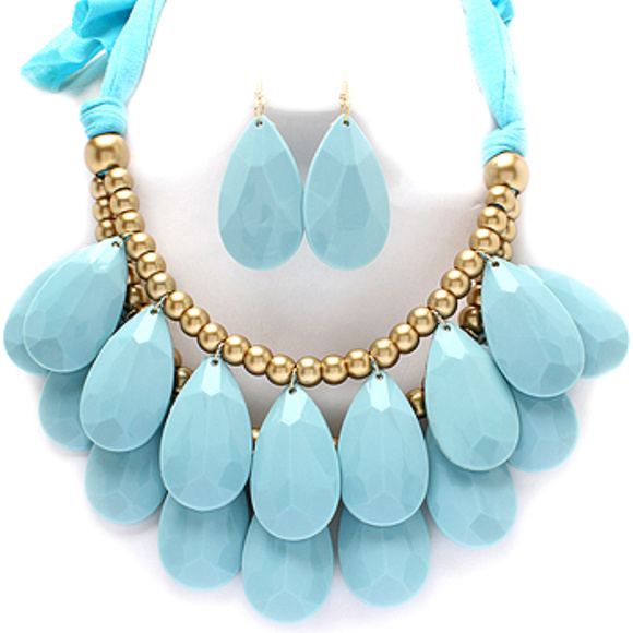 Jewelry - Jewel Teardrop Chunky Statement Bib Tie Necklace